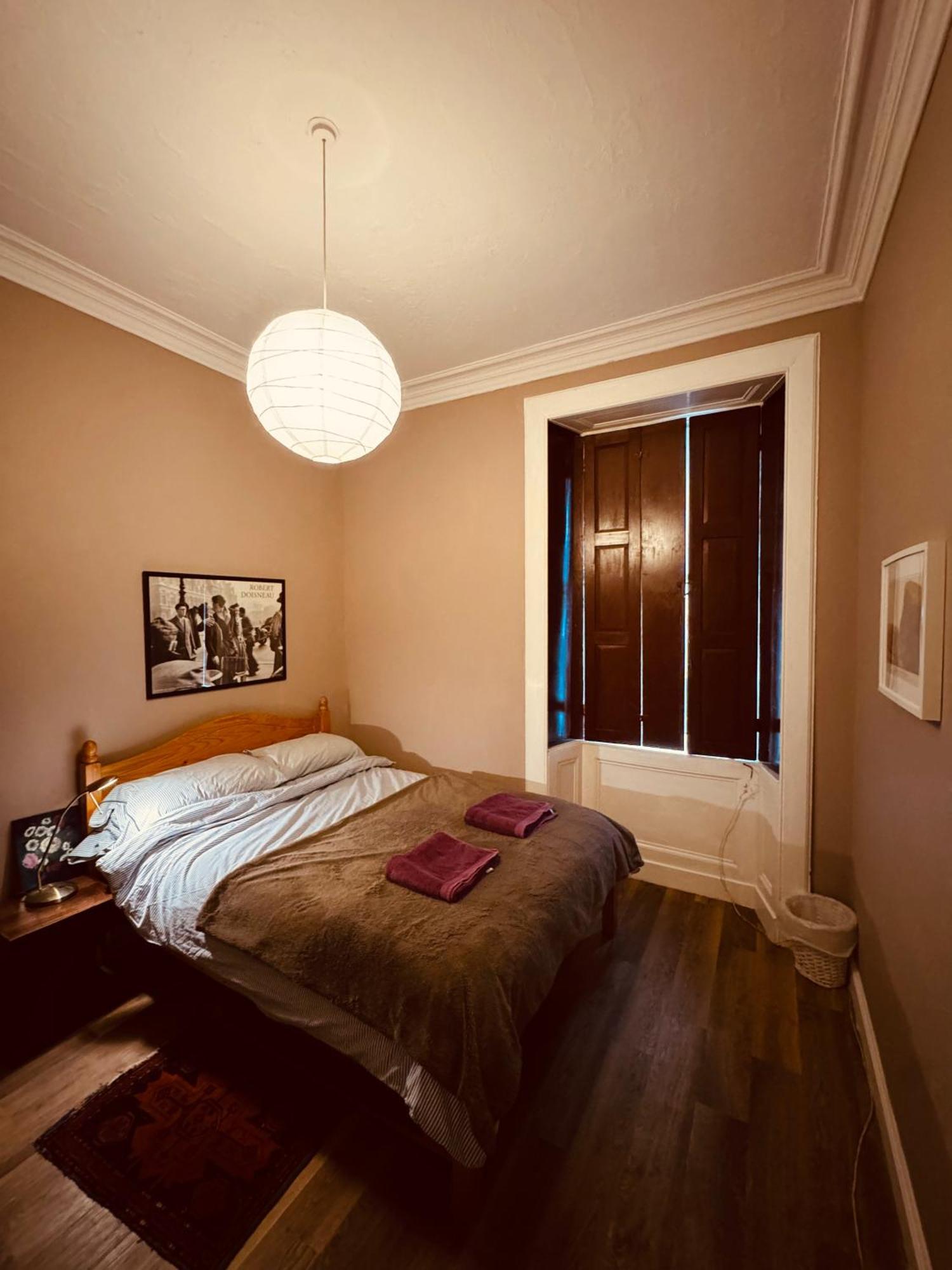 Central Room In Historic Tenement Shared Apartment Near Old Town เอดินบะระ ภายนอก รูปภาพ
